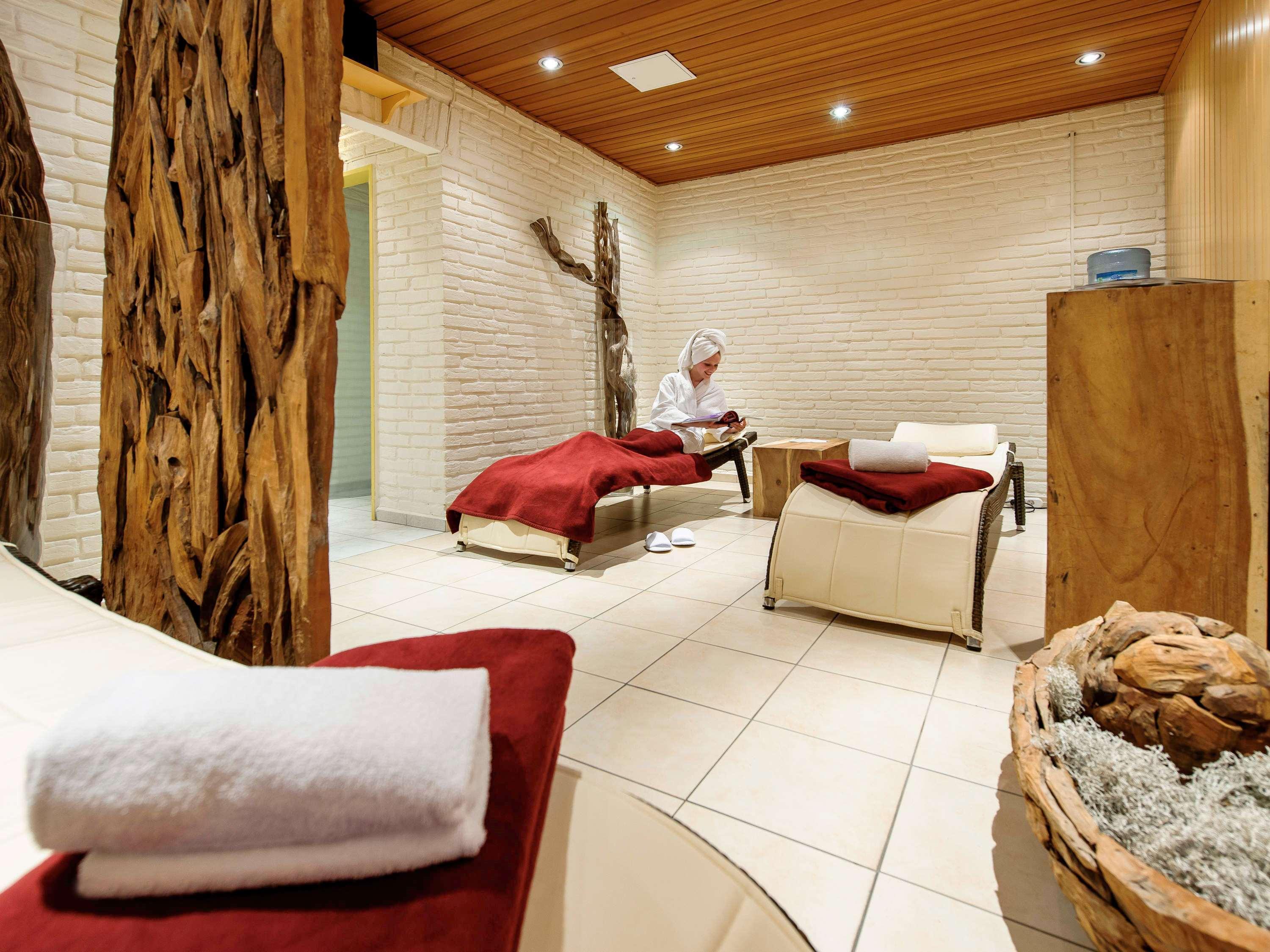 Congress Hotel Mercure Nuernberg An Der Messe Εξωτερικό φωτογραφία